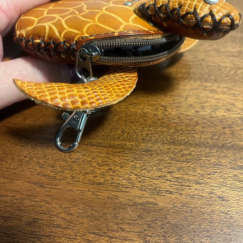 Hand crafted Brown Turtle Coin Purse - Picture 3 of 3